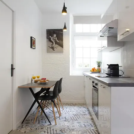 Appartamento Bnbnook - Cozy 2br Steps From Seine & Notre-dame Parigi