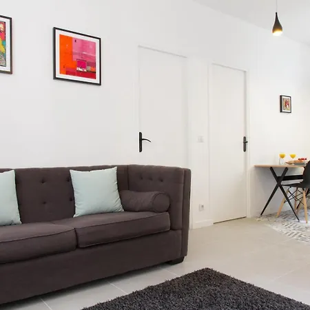 Bnbnook - Cozy 2br Steps From Seine & Notre-dame Parigi